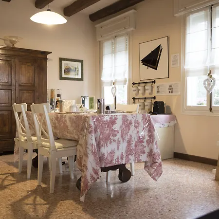 Brandolese Bed & Breakfast 3*