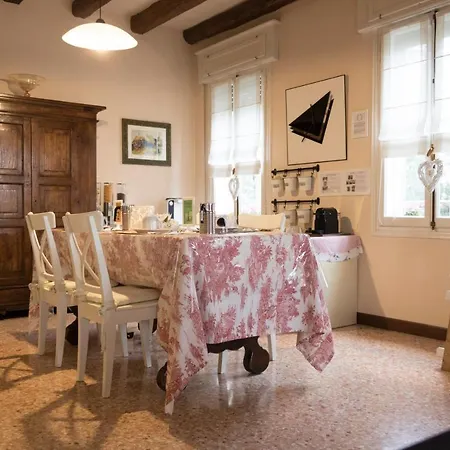 Brandolese Bed & Breakfast